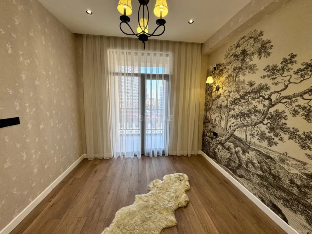 Satılır 2 otaqlı mənzil 65 m²