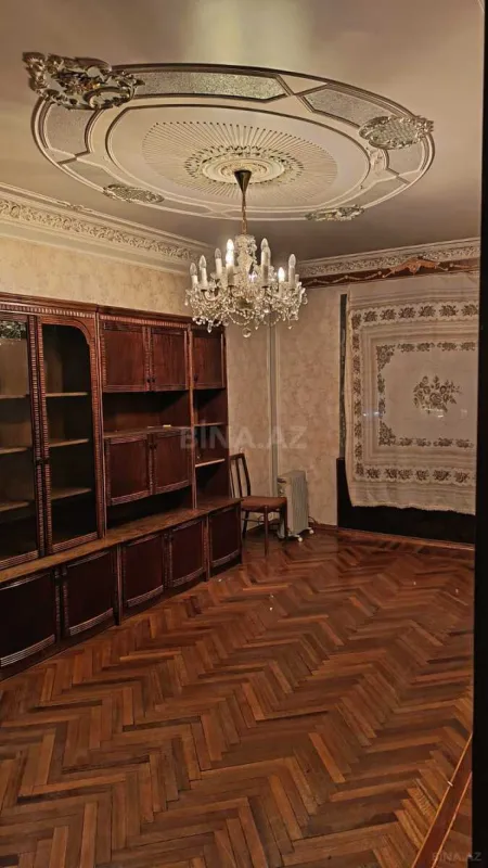 Kirayə verilir 2 otaqlı mənzil 60 m²