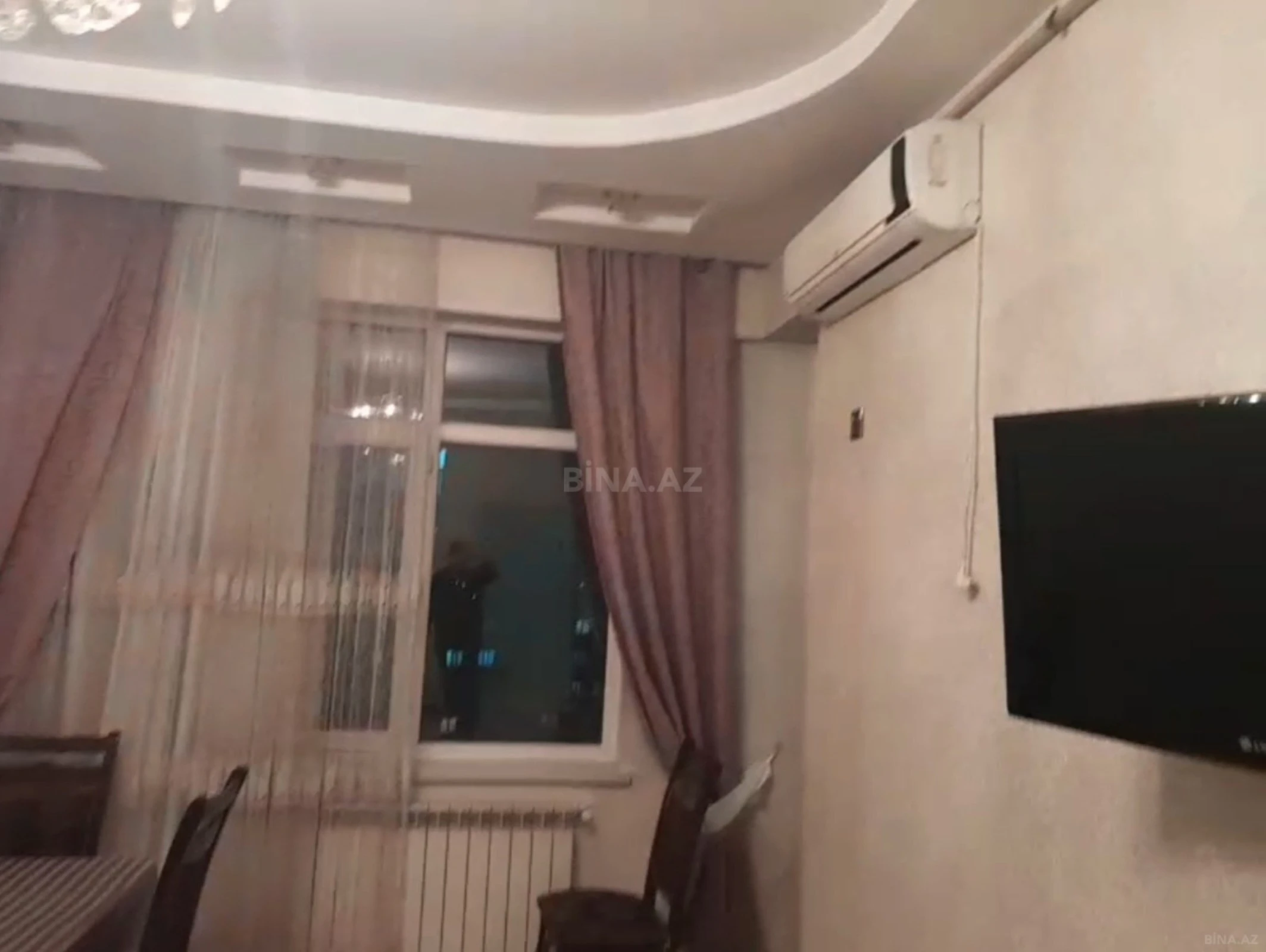 Kirayə verilir 2 otaqlı mənzil 70 m²