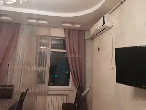 Kirayə verilir 2 otaqlı mənzil 70 m²