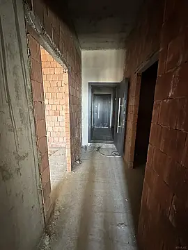 Satılır 2 otaqlı mənzil 91 m²