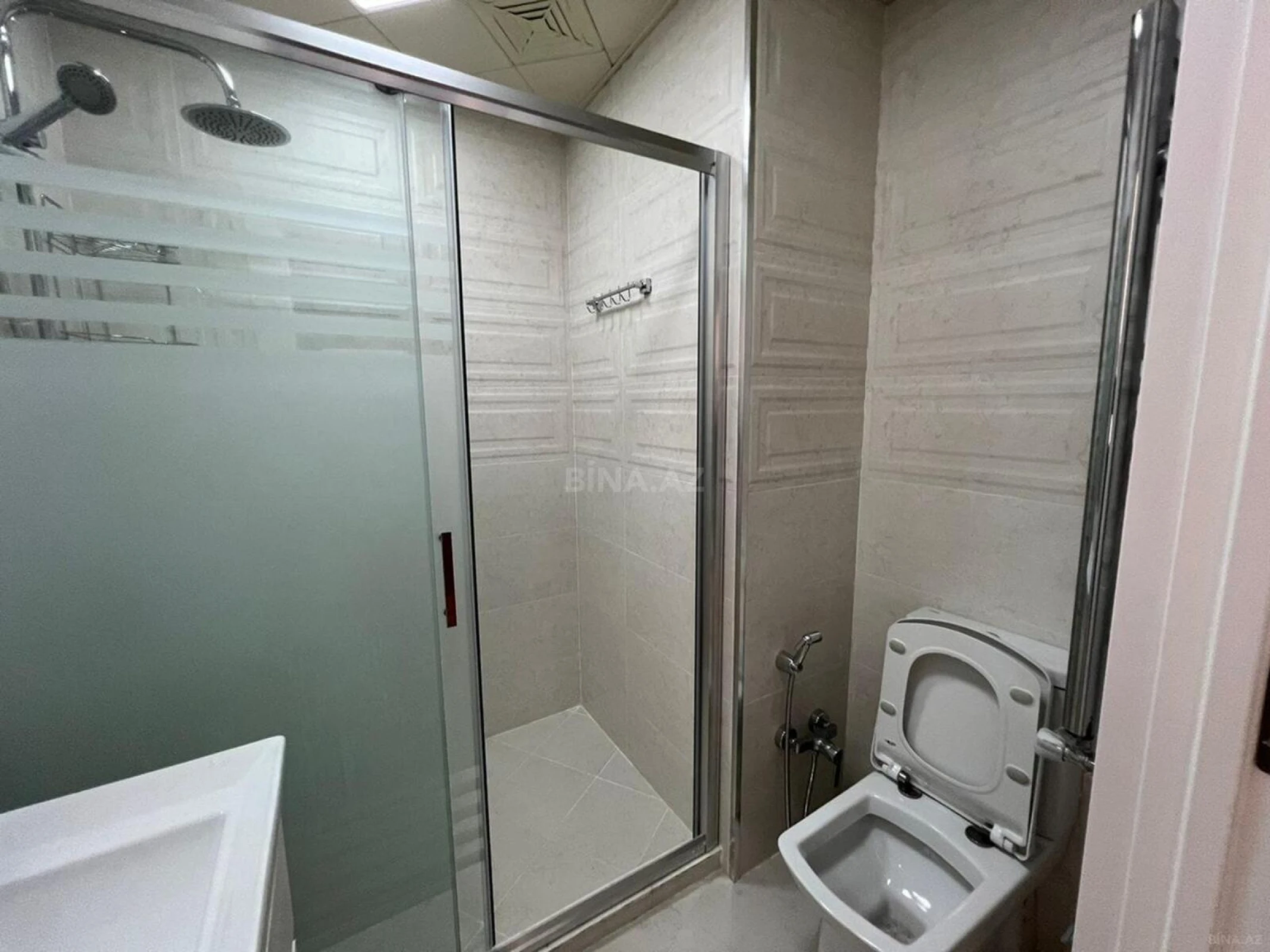 Satılır 3 otaqlı mənzil 67 m²