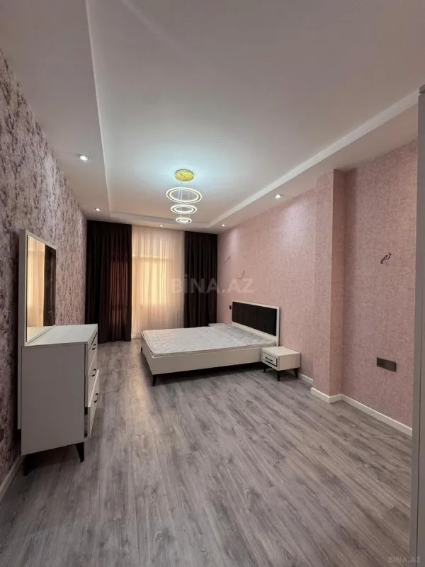 Satılır 2 otaqlı mənzil 80 m²