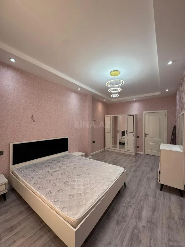 Satılır 2 otaqlı mənzil 80 m²