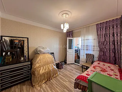 Satılır 4 otaqlı mənzil 120 m²