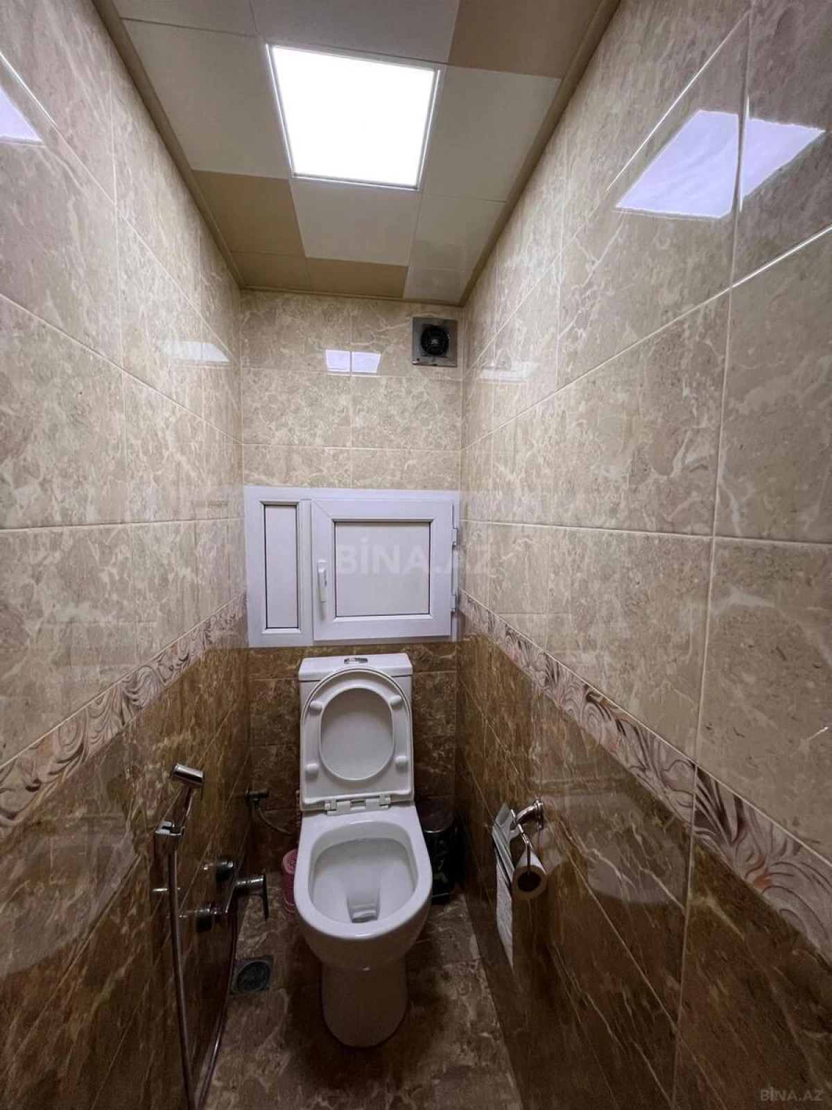 Satılır 4 otaqlı mənzil 120 m²