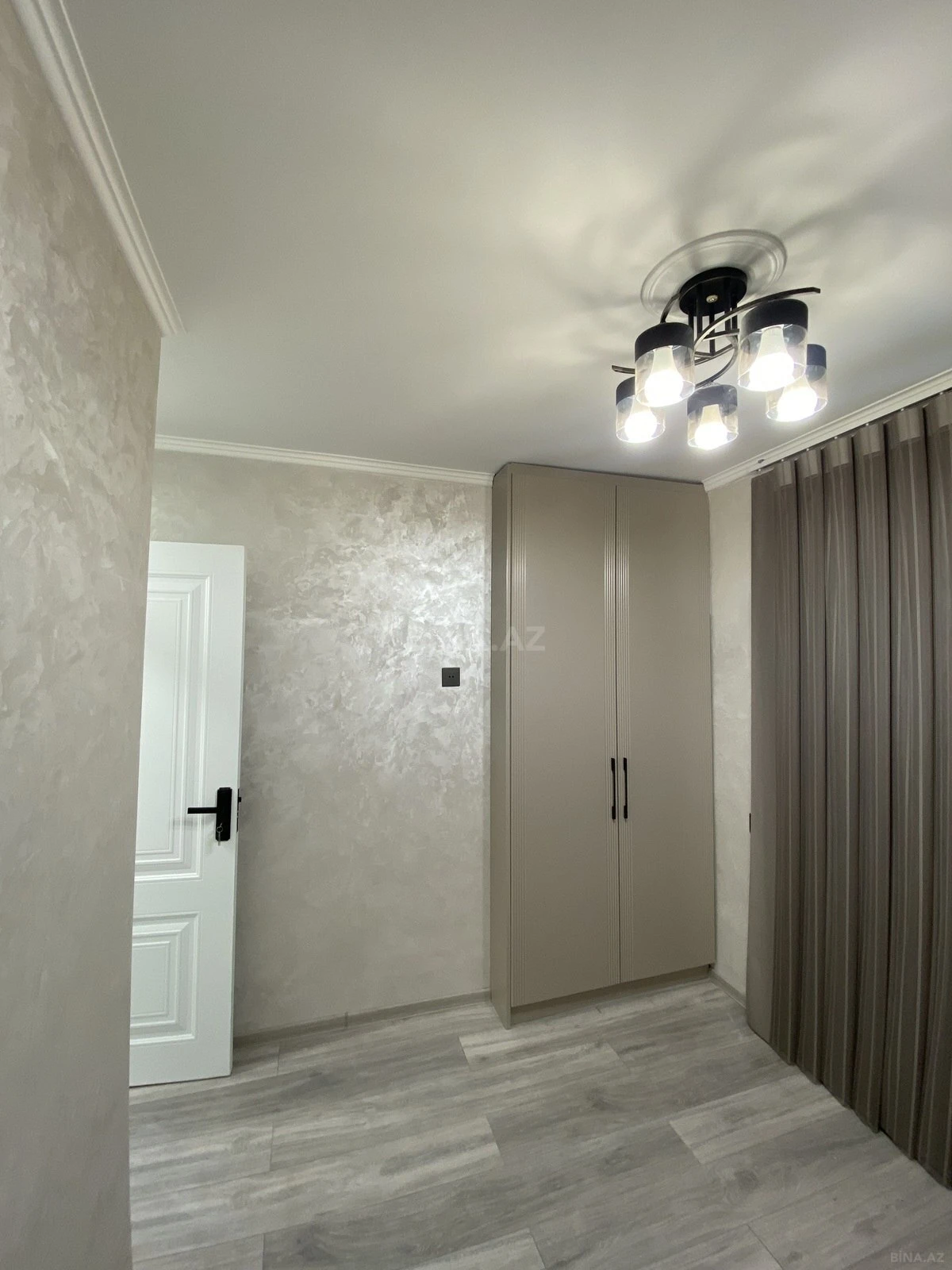 Satılır 2 otaqlı mənzil 40 m²