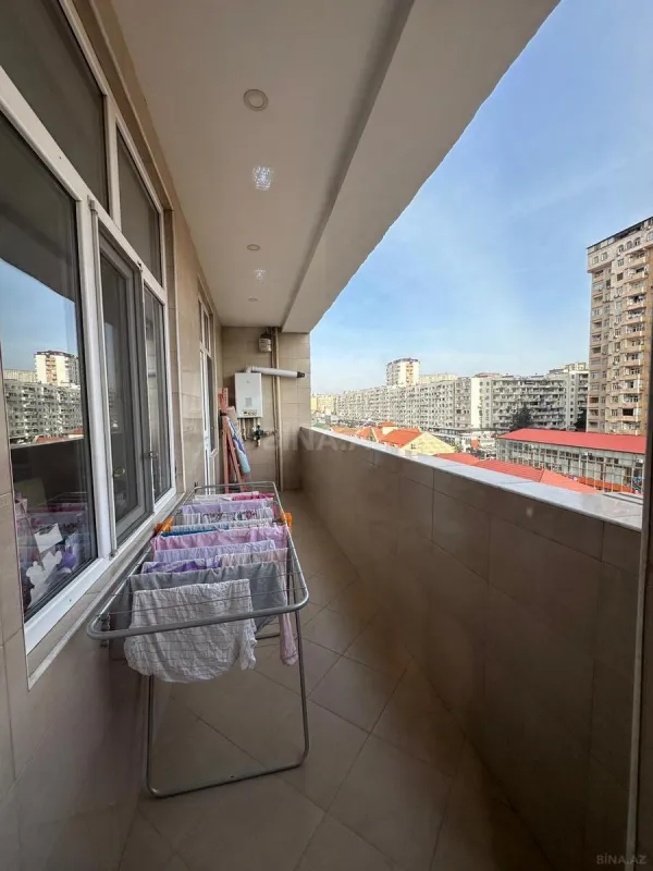 Satılır 3 otaqlı mənzil 127 m²