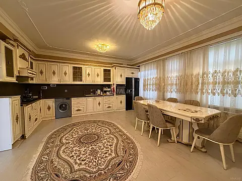 Satılır 2 otaqlı mənzil 100 m²