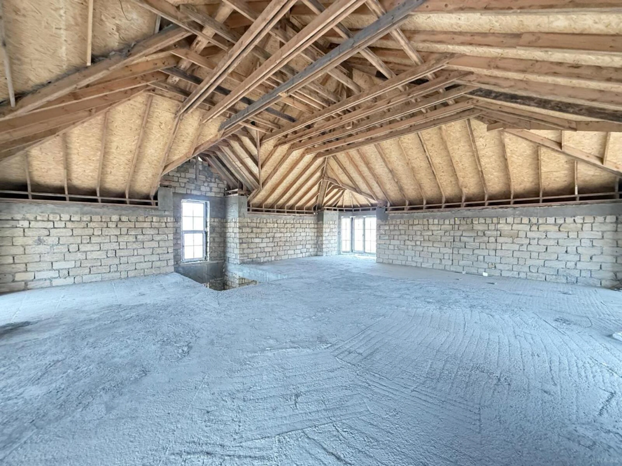 Satılır 9 otaqlı həyət evi 460 m²