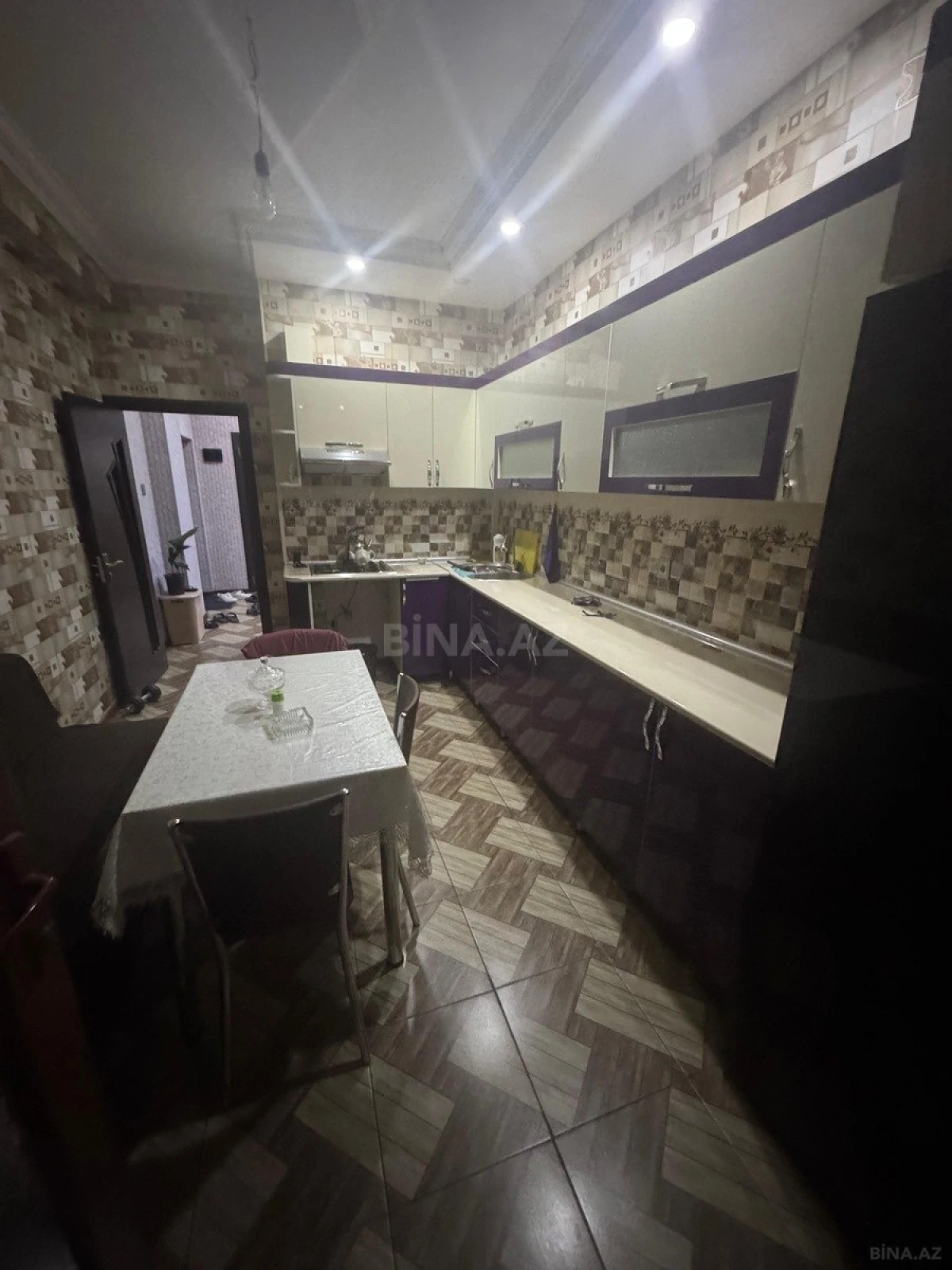 Kirayə verilir 3 otaqlı mənzil 110 m²