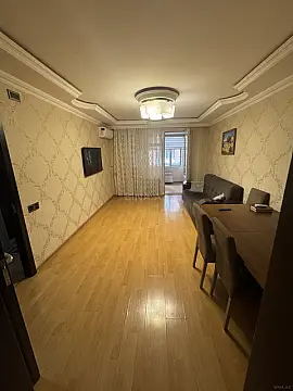 Kirayə verilir 3 otaqlı mənzil 61 m²