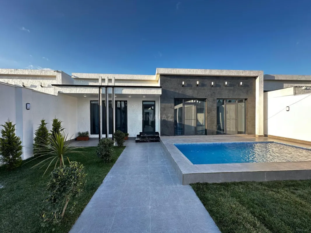 Satılır 4 otaqlı həyət evi 150 m²