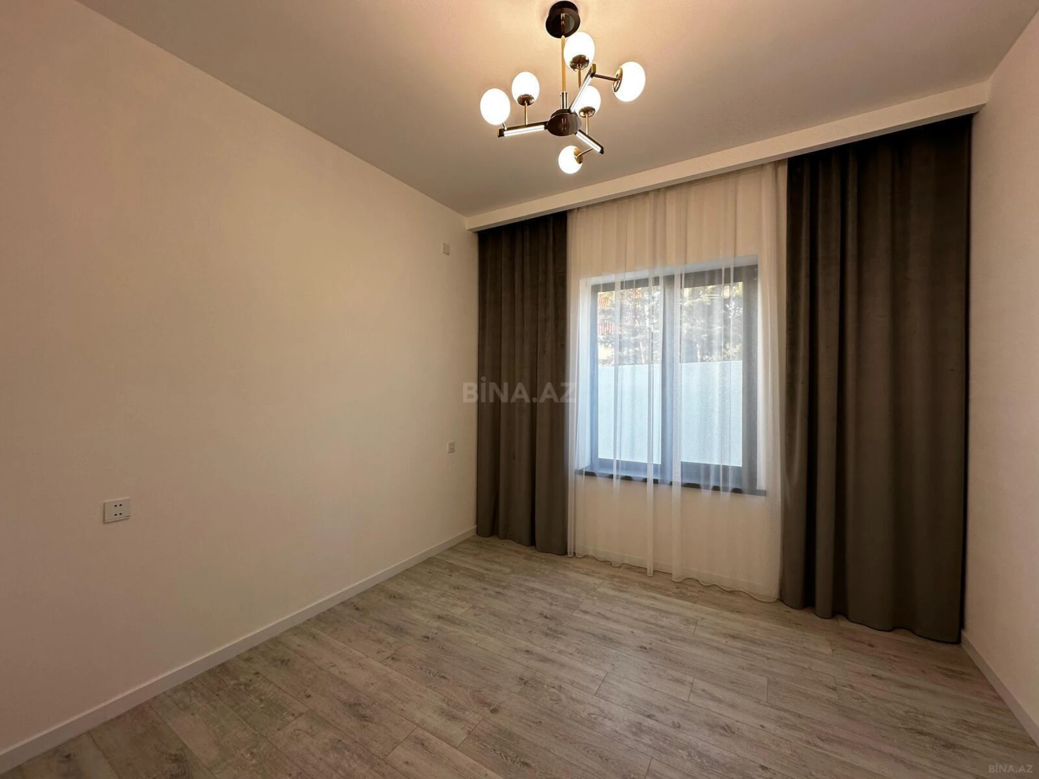 Satılır 4 otaqlı həyət evi 150 m²