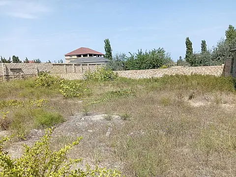 Satılır 1 otaqlı həyət evi 70 m²