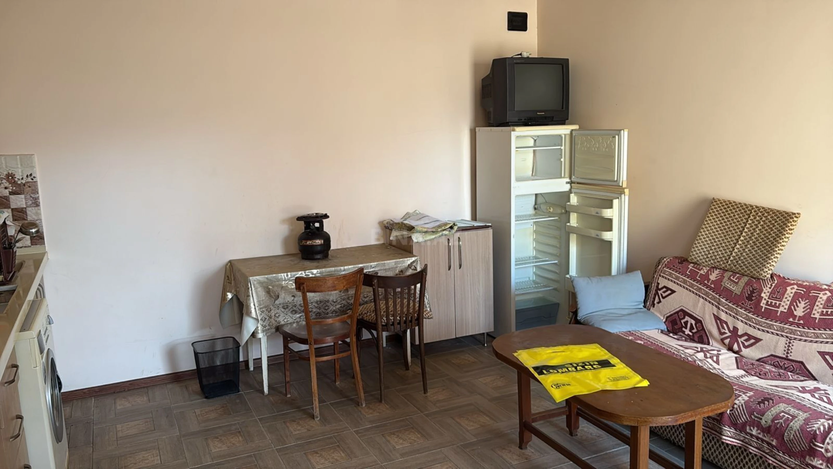 Satılır 1 otaqlı həyət evi 70 m²