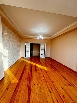 Satılır 3 otaqlı mənzil 105 m²