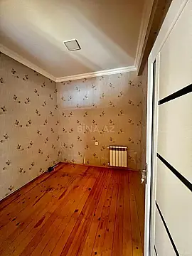 Satılır 3 otaqlı mənzil 105 m²