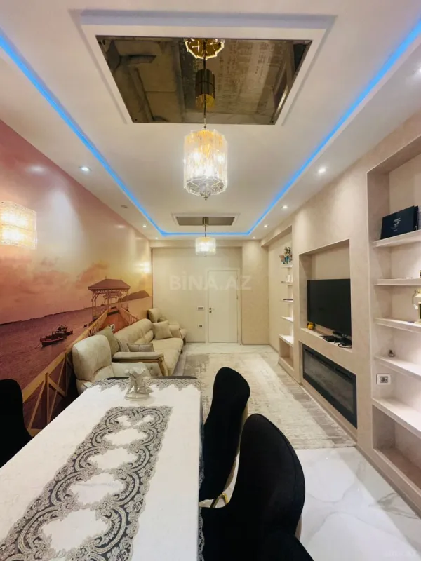 Satılır 3 otaqlı mənzil 127 m²