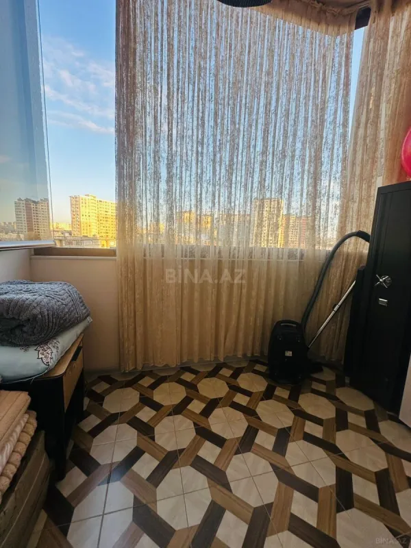 Satılır 3 otaqlı mənzil 127 m²