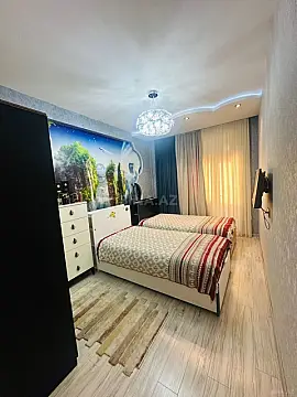 Satılır 3 otaqlı mənzil 127 m²