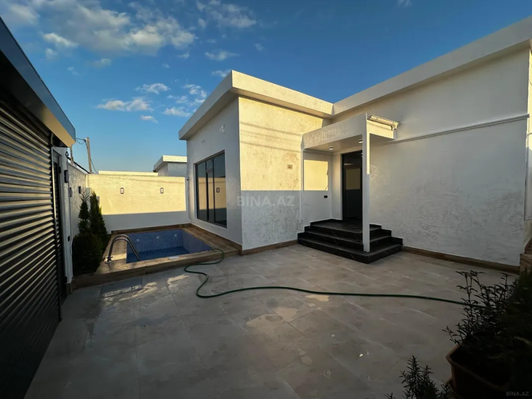 Satılır 4 otaqlı həyət evi 120 m²