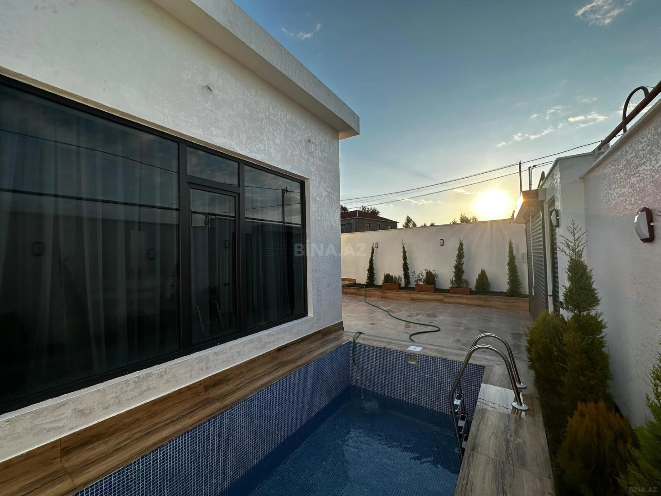 Satılır 4 otaqlı həyət evi 120 m²