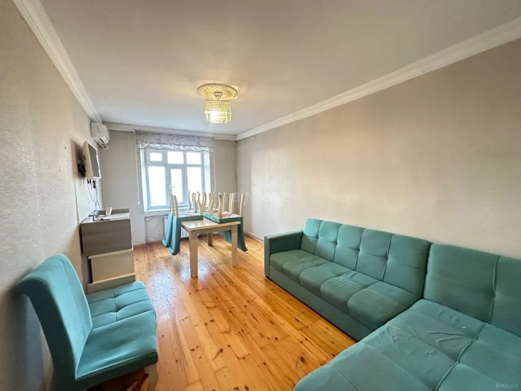 Kirayə verilir 2 otaqlı mənzil 60 m²