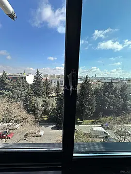 Satılır 2 otaqlı mənzil 67 m²