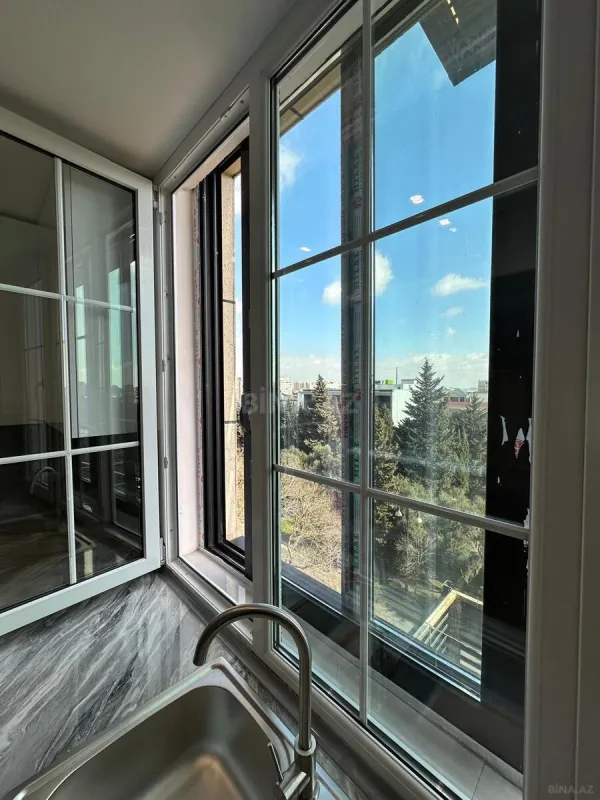 Satılır 2 otaqlı mənzil 67 m²