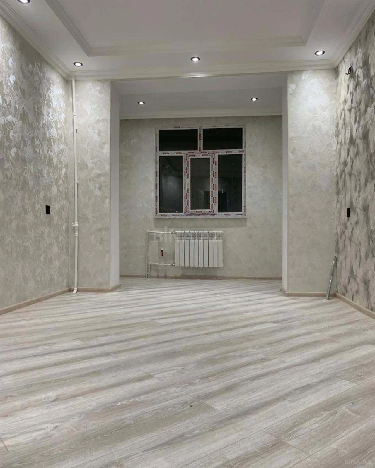 Satılır 2 otaqlı mənzil 52 m²