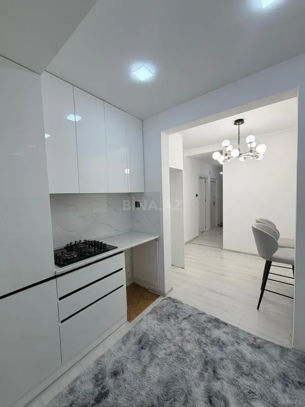 Satılır 2 otaqlı mənzil 60 m²