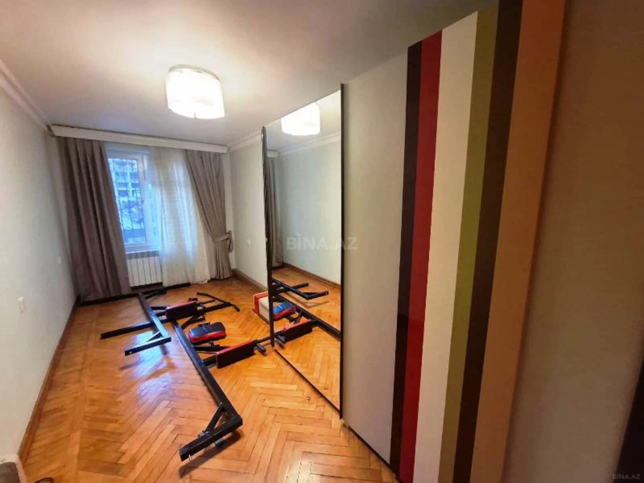 Satılır 3 otaqlı mənzil 65 m²