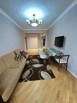Satılır 3 otaqlı mənzil 102 m²