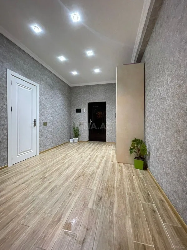 Satılır 2 otaqlı mənzil 66 m²