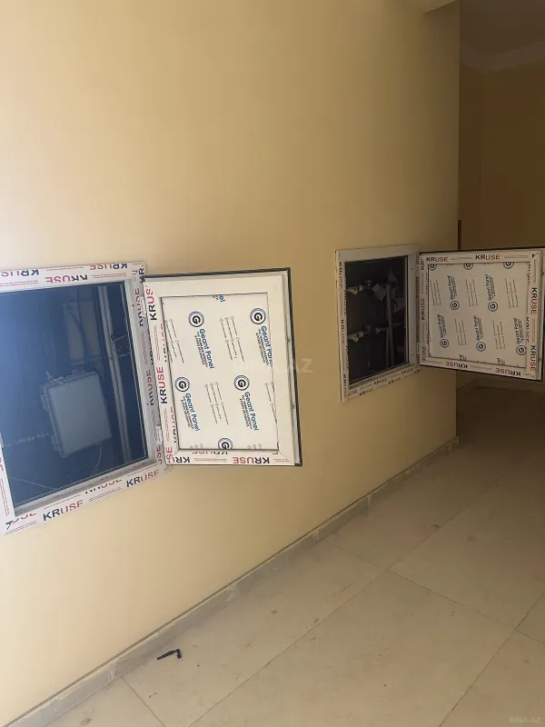 Satılır 2 otaqlı mənzil 82 m²