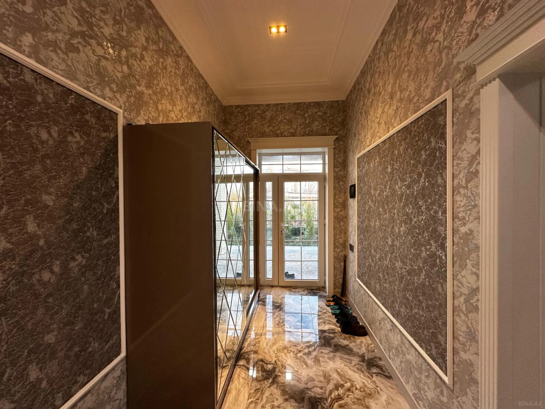 Satılır 4 otaqlı həyət evi 190 m²