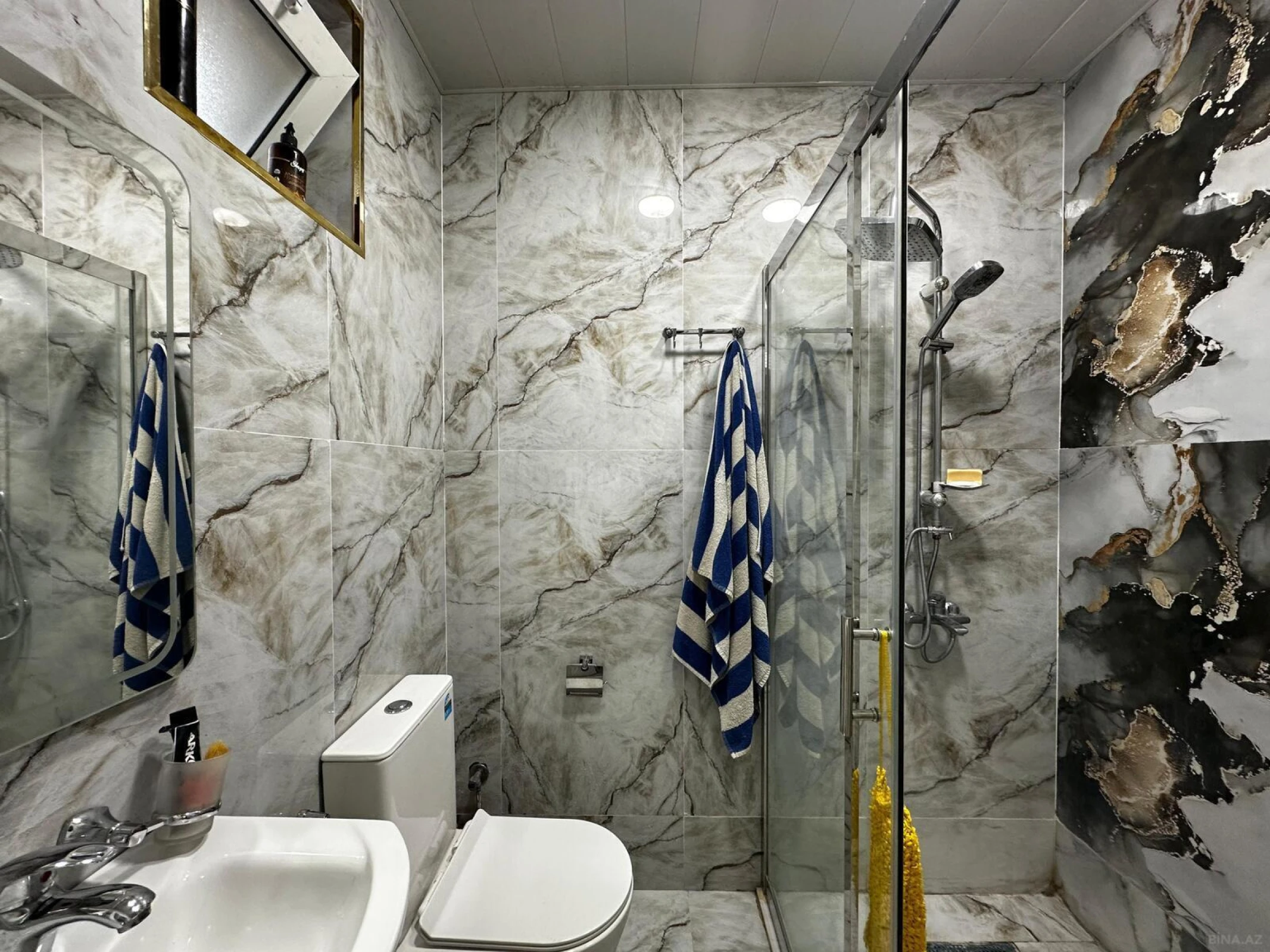 Satılır 4 otaqlı həyət evi 190 m²