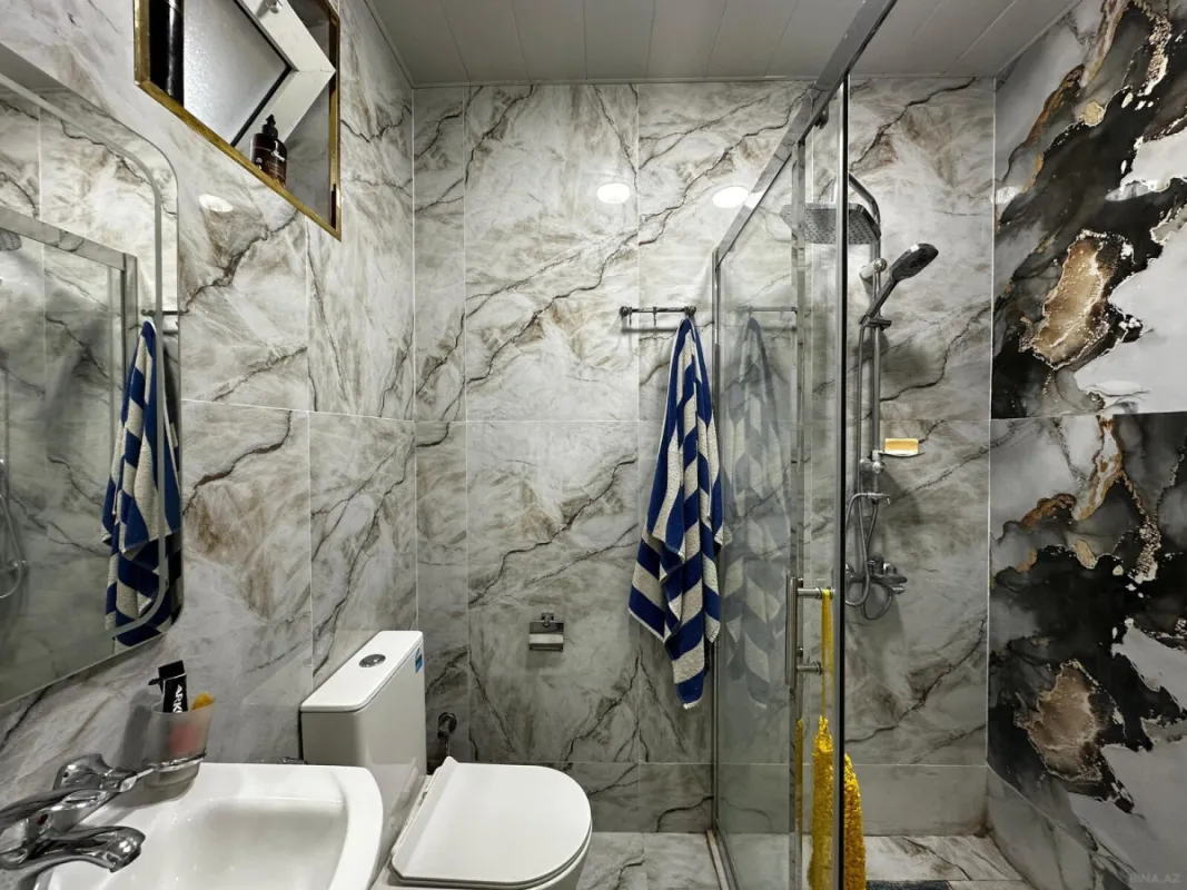 Satılır 4 otaqlı həyət evi 190 m²