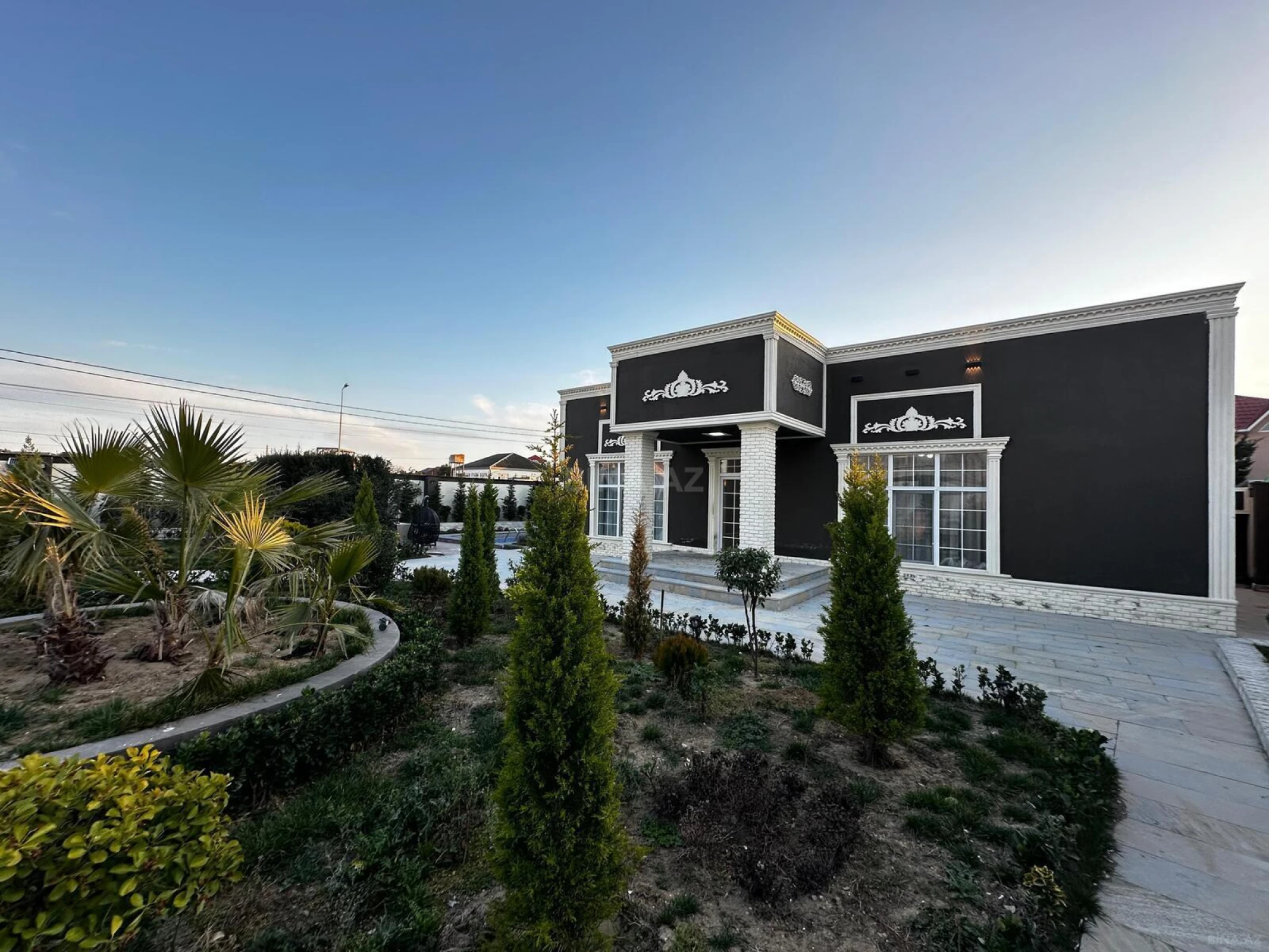 Satılır 4 otaqlı həyət evi 190 m²