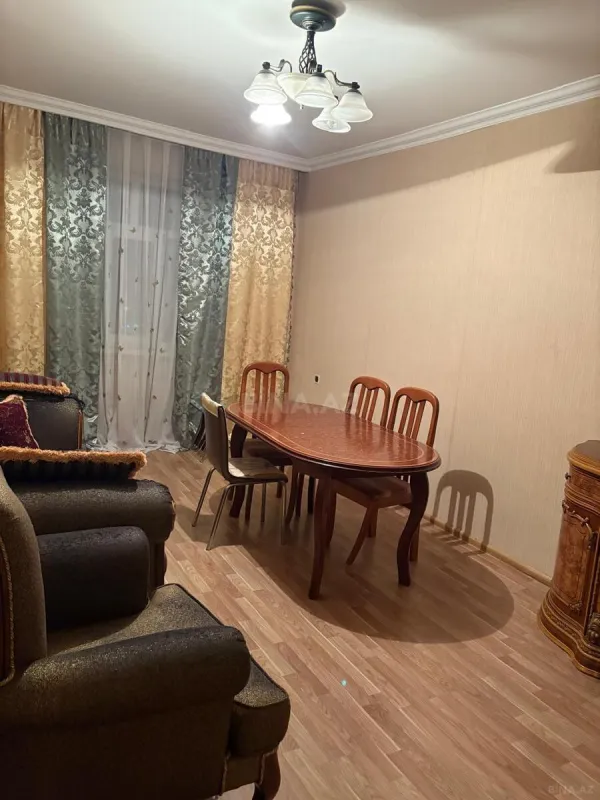 Kirayə verilir 3 otaqlı mənzil 80 m²