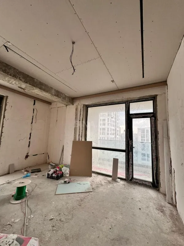 Satılır 3 otaqlı mənzil 100 m²