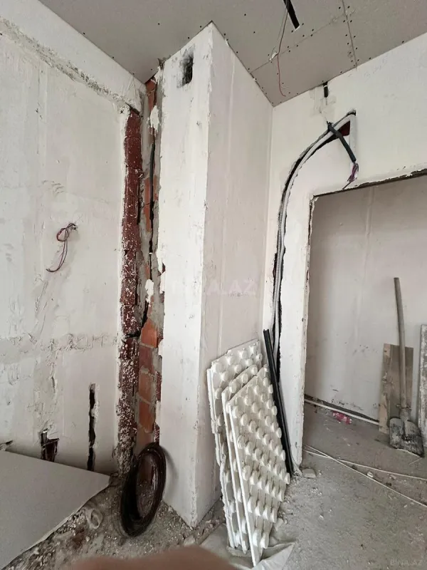 Satılır 3 otaqlı mənzil 100 m²