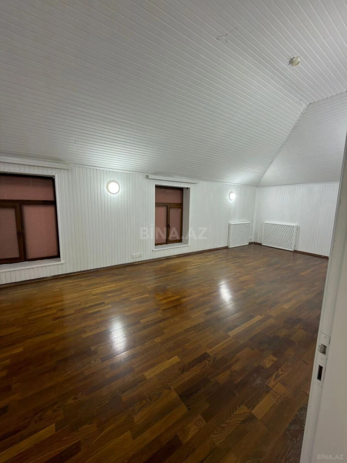 Kirayə verilir 4 otaqlı ofis 110 m²