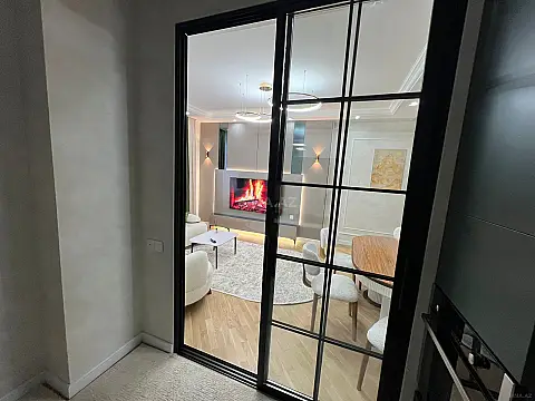 Kirayə verilir 3 otaqlı mənzil 117 m²