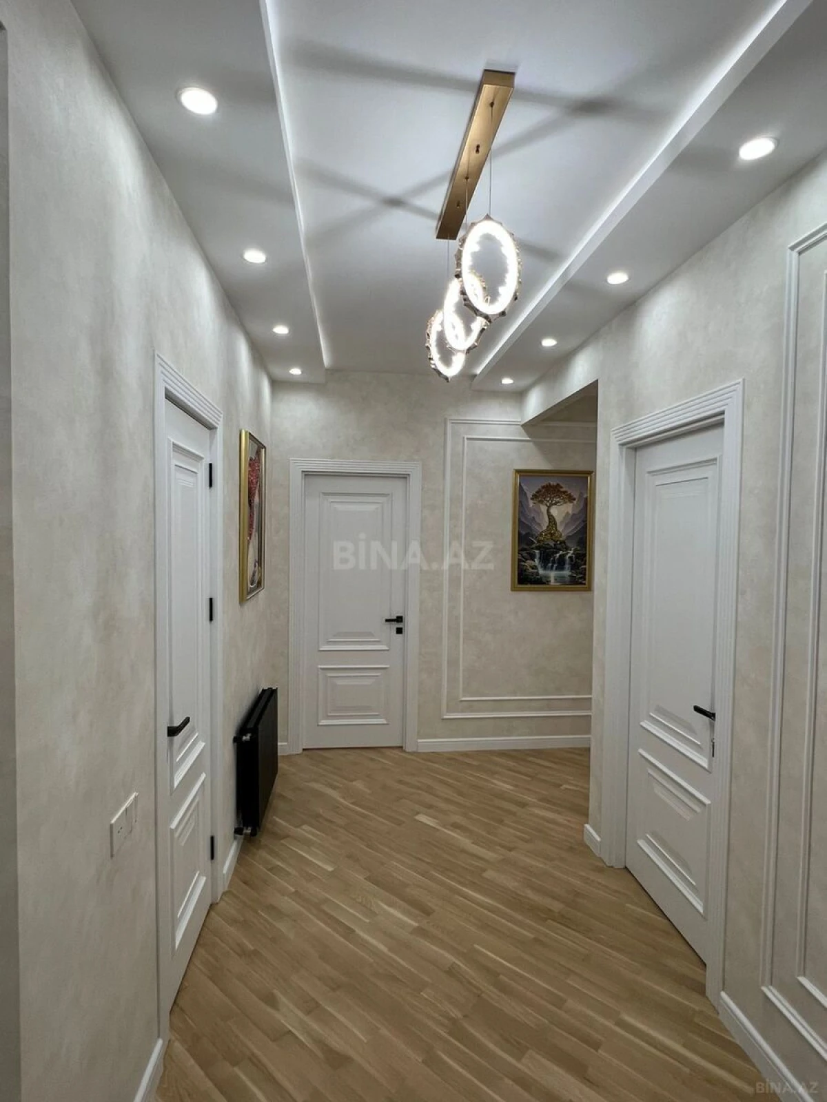 Kirayə verilir 3 otaqlı mənzil 117 m²