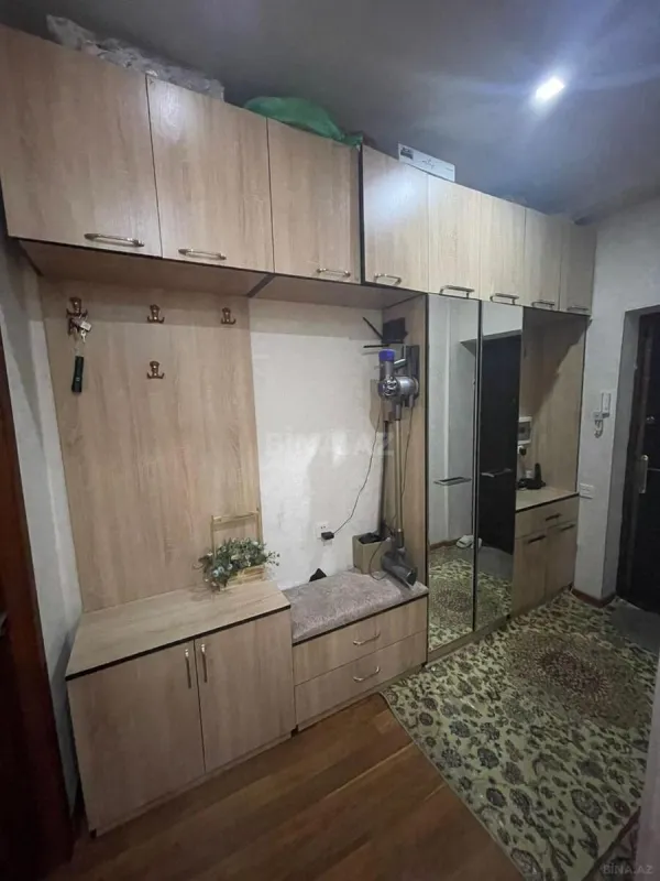 Satılır 3 otaqlı mənzil 76 m²