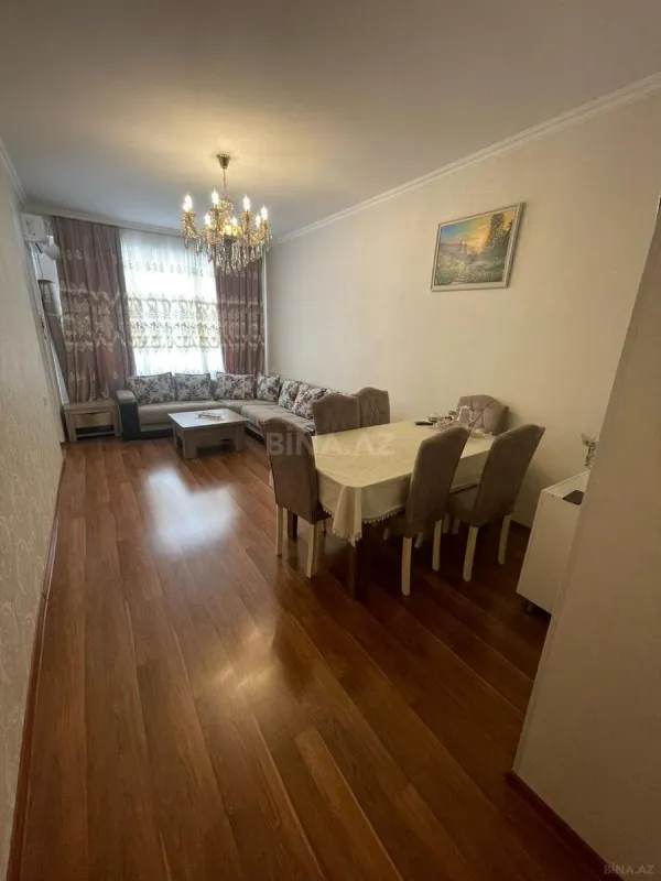 Satılır 3 otaqlı mənzil 76 m²