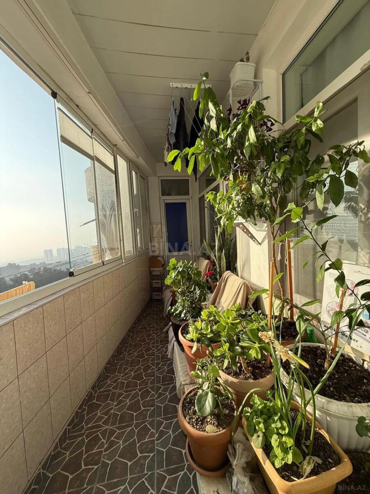 Satılır 3 otaqlı mənzil 76 m²