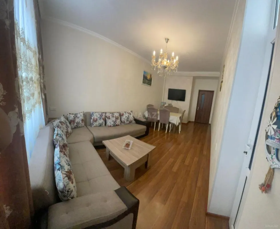 Satılır 3 otaqlı mənzil 76 m²